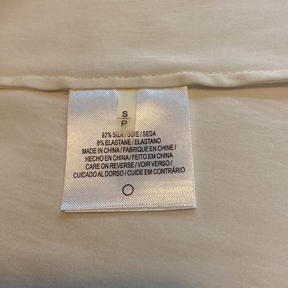 Elie Tahari Silk Ruffle Blouse in Cream Size Small Petite - Picture 6 of 6